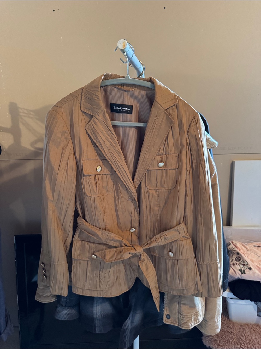 Betty barkley Women's Tan Belted Blazer Jacket